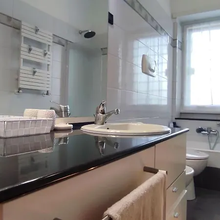 Apartmán Eur Mostacciano Bilocale Nel Fino A 5 Ospiti