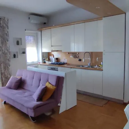Eur Mostacciano Bilocale Nel Fino A 5 Ospiti Apartment Rome